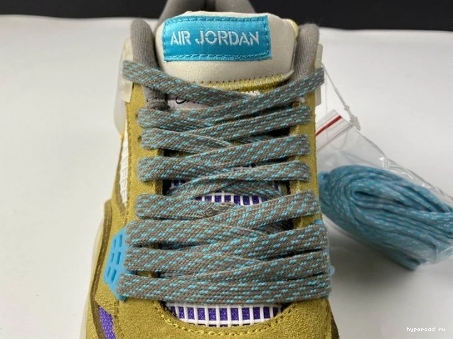 4 Air Moss Desert DJ5718-300 x SP Jordan Union 1101